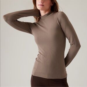 Athleta Renew Seamless Mock Neck Top